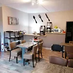 De La Beauronne 3* シャンスラード