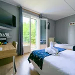 De La Beauronne 3*