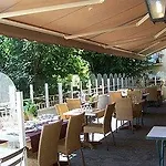 De La Beauronne ホテル 3*