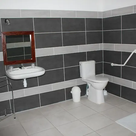 Szálloda De La Beauronne 3*