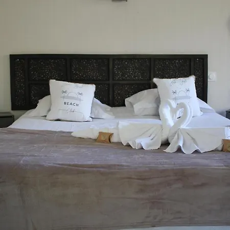 De La Beauronne Hotel