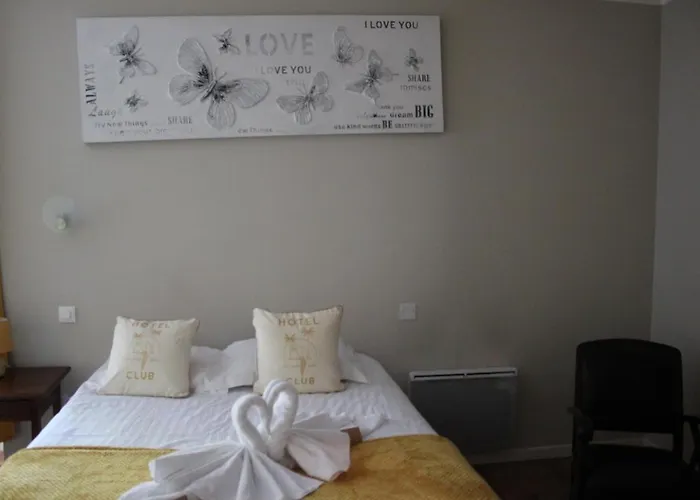 ホテル De La Beauronne