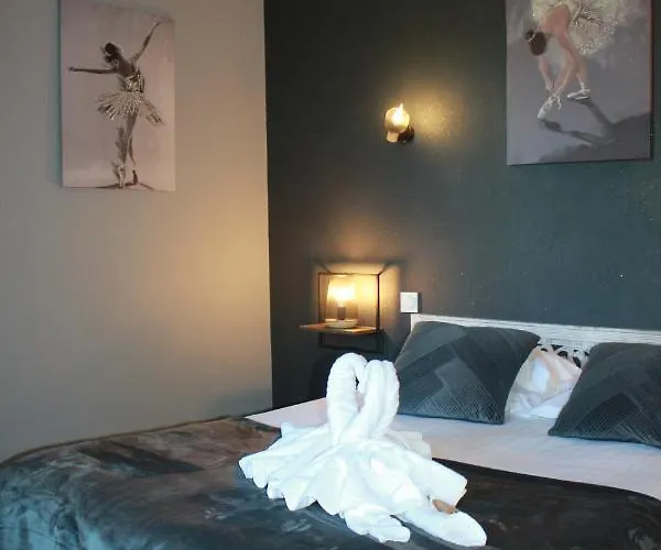 Hotel De La Beauronne 3*